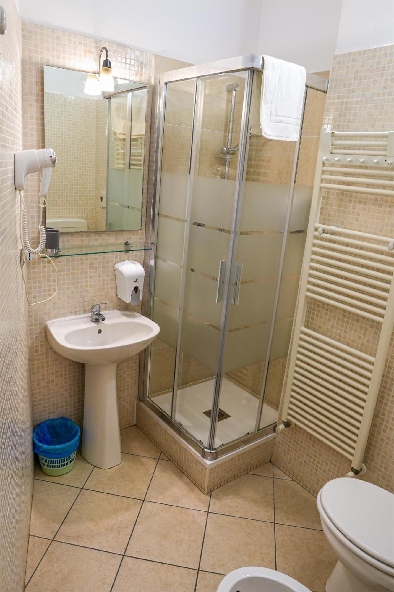 פררה Smart Hotel מראה חיצוני תמונה