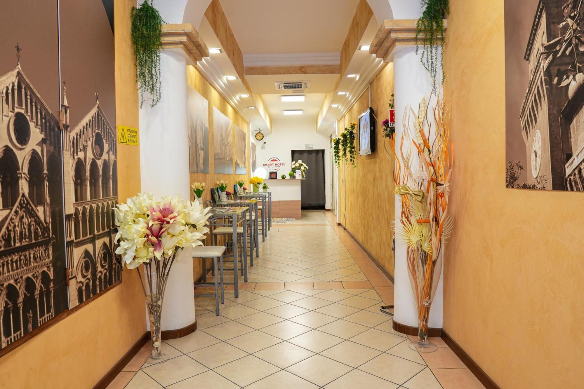 פררה Smart Hotel מראה חיצוני תמונה
