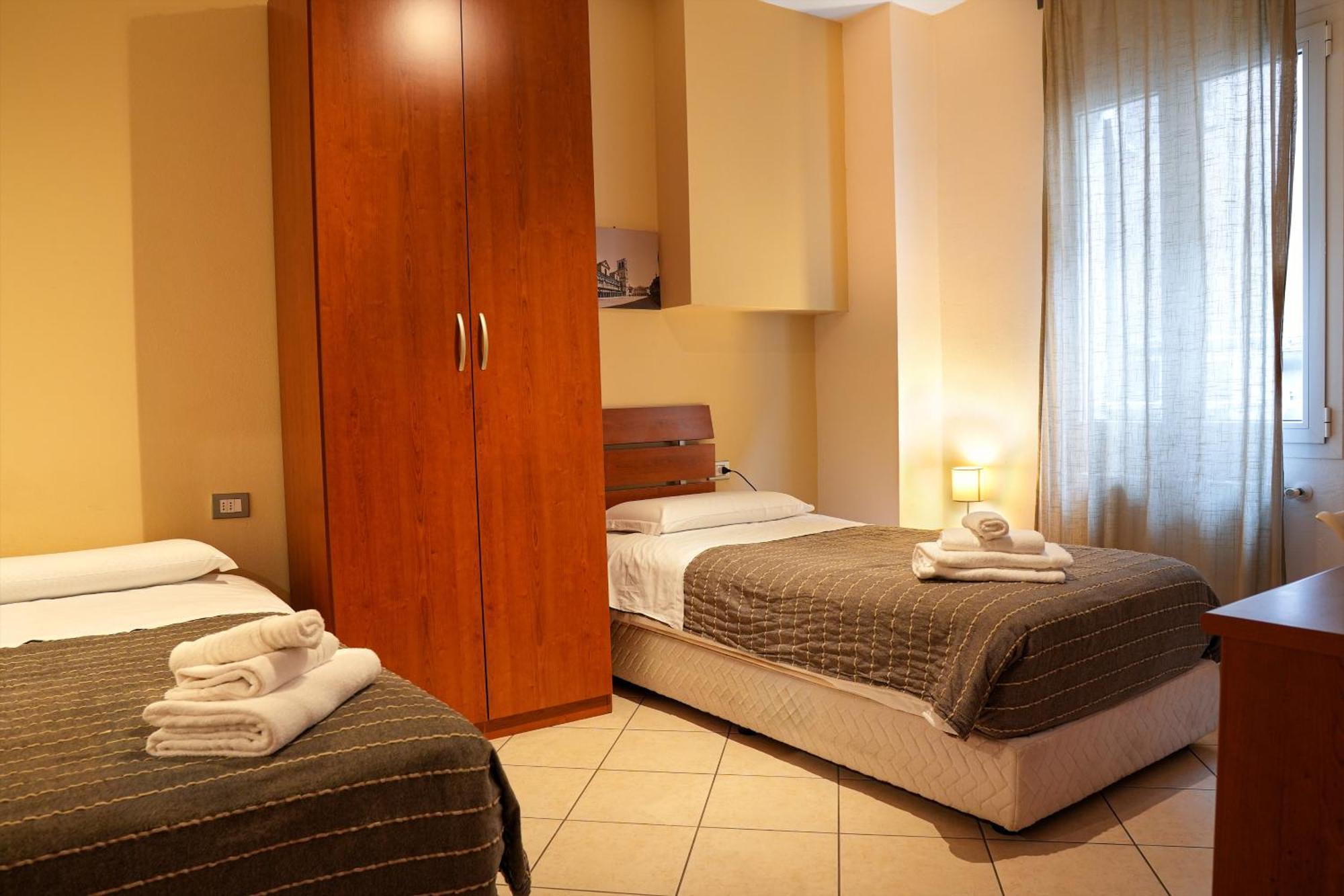 פררה Smart Hotel מראה חיצוני תמונה