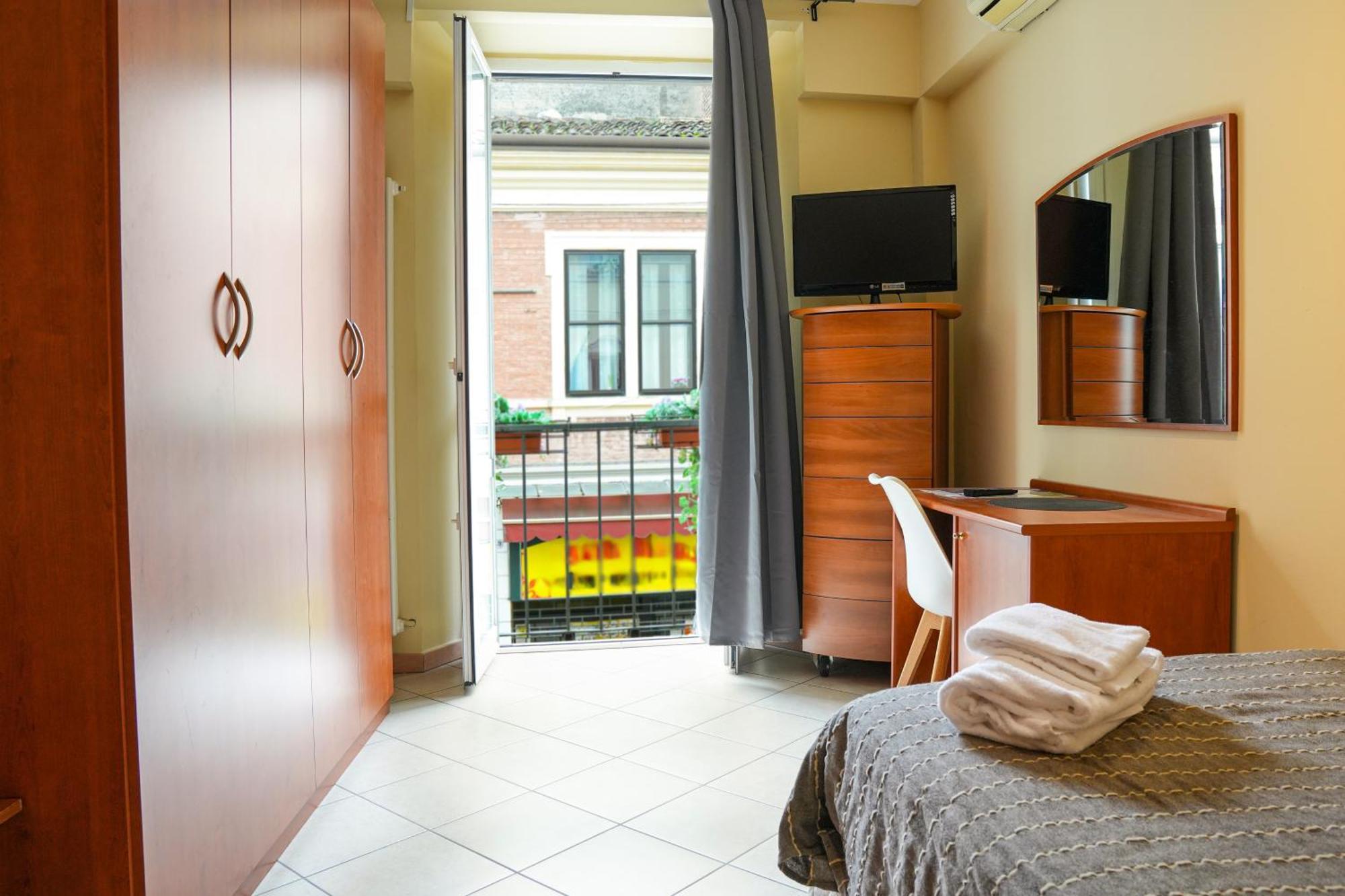 פררה Smart Hotel מראה חיצוני תמונה
